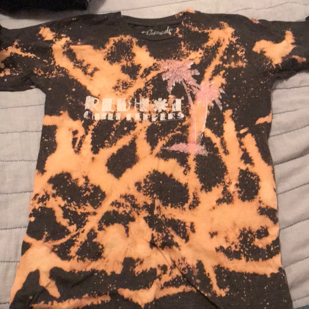 Acid Wash Vintage Red Hot Chili Peppers Tee